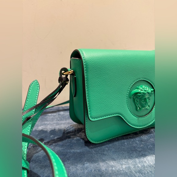 Versace Calfskin Medusa Palazzo Crossbody Bag NWT - Picture 3 of 8